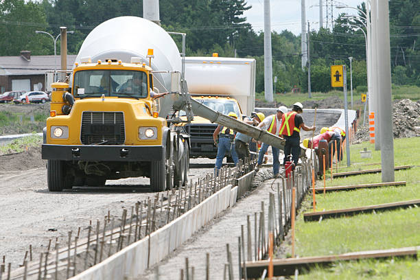 Best Concrete Sidewalk Installation in South Lyon, MI